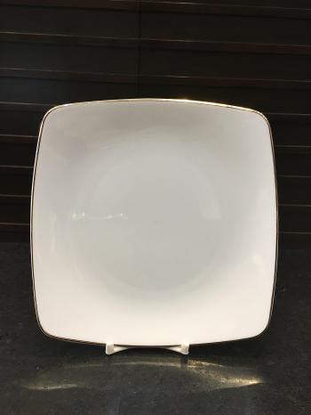 Dĩa vuông ảo 18 cm - Daisy - Chỉ vàng